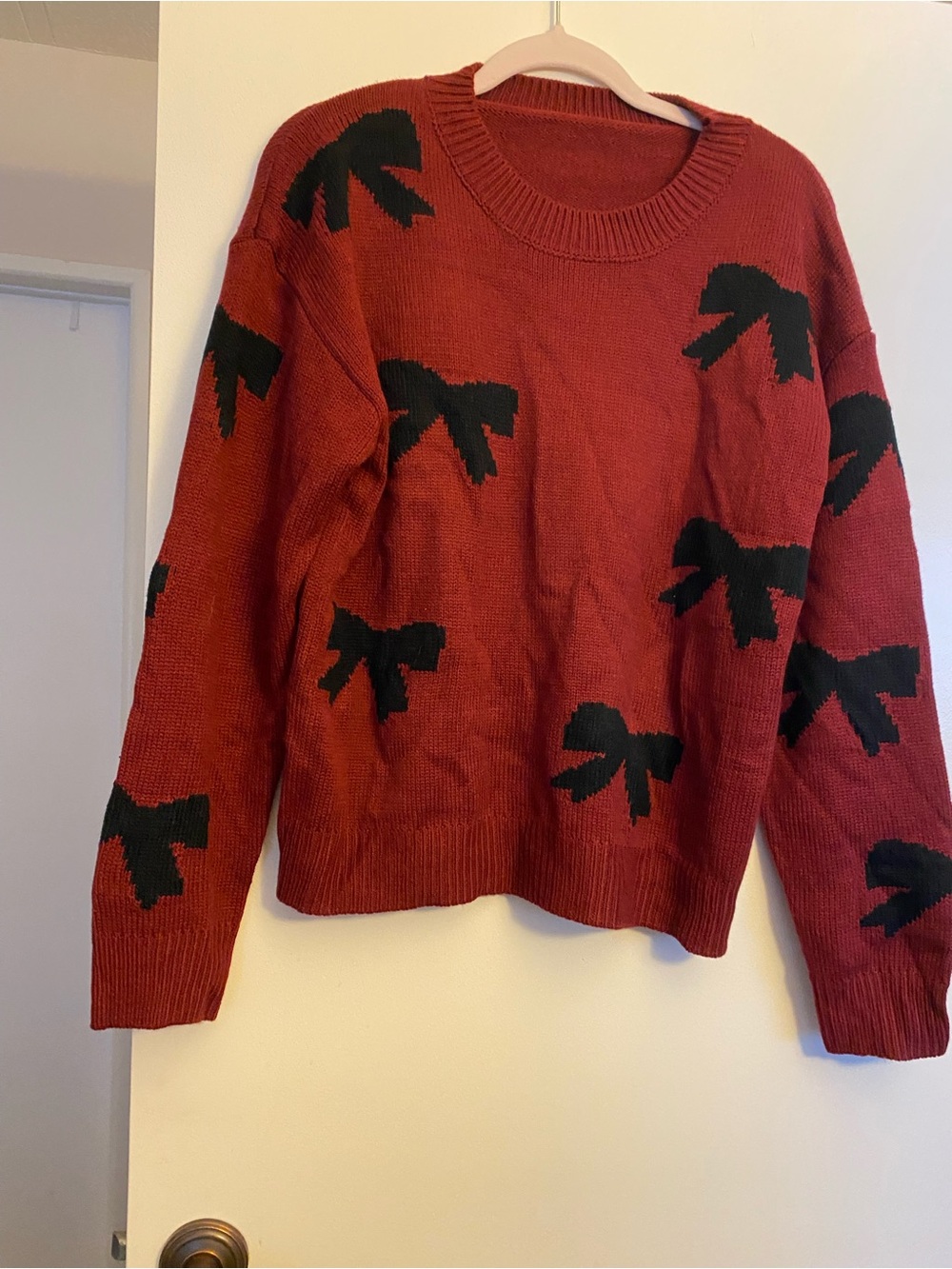 Women’s Burgundy Bow-Print Knit Sweater Size Large NWOT